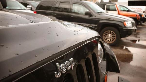 Jeep owner Stellantis posts record profit on higher prices